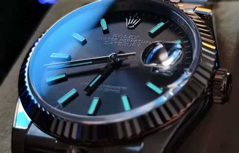 do rolex datejust glow in the dark|what makes watch hands glow.